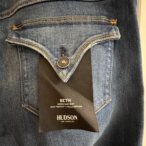 NWT Hudson Jeans | Mid Rise Baby Boot Style Beth | Bootcut